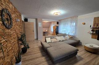 Wohnung kaufen in 97816 Lohr, Lohr am Main - Helle 6-Zimmer Wohnung mit Garage+WB 10 KvP PV Anlage