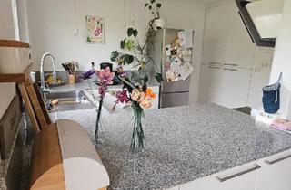 Wohnung kaufen in 90763 Fürth, Fürth - 4-Zimmerwohnung mit Grünblick- Ihr neues Zuhause!