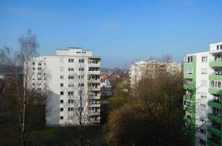 Wohnung kaufen in 89250 Senden, Senden - GEPFLEGTE 3-ZIMMERWOHNUNG MIT ZWEI BALKONEN IN ZENTRALER LAGE