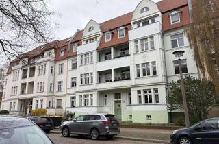 Wohnung kaufen in Herderstraße 11, 39108 Stadtfeld Ost, Wohnidyll mit Altbau-Charme in grüner Oase – Stadtfeld Ost
