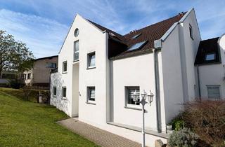 Wohnung kaufen in 36039 Fulda, Stilvolle Maisonettewohnung mit Terrasse in ruhiger Lage von Fulda-Lehnerz