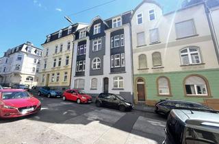 Wohnung kaufen in Hugostraße 10, 42281 Barmen, Renovierte Altbauwohnung für Selbstnutzer in der Nähe des Nordparks