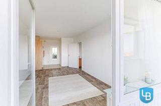 Wohnung kaufen in 24217 Schönberg, Stilvolle 1,5 Zimmer-Ferienwohnung mit verglaster Loggia in modernem Design