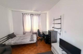 Wohnung kaufen in Lange Wende 84, 59755 Arnsberg, Vermietete 4-Zimmer-Wohnung in Neheim mit zentrumsnaher Lage und guter Anbindung