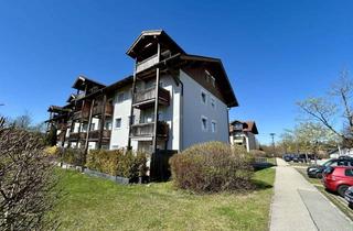 Wohnung kaufen in 83278 Traunstein, 2,5-Zimmer-Dachgeschosswohnung in Traunstein/Haslach mit Balkon