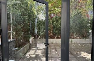 Wohnung kaufen in Fanninger Str. 22, 10365 Lichtenberg, Ruhe Oase in zentraler Lage / Großzügige Süd-Terasse im Altbau mit separatem Eingang & Viel Grün