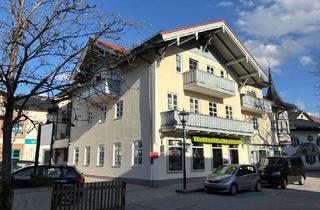 Wohnung kaufen in 82487 Oberammergau, Oberammergau: Große, zentrale 3-Zimmer-Dachgeschosswohnung, vermietet, mit Balkonen und Dachterrasse