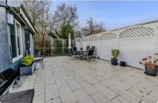 Wohnung kaufen in Bäkestraße 16, 12207 Lichterfelde, Großzügige Dachgeschosswohnung am Bäkepark