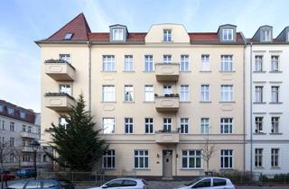 Wohnung kaufen in 14482 Babelsberg Süd, 3-Zimmer-Altbauwohnung mit Balkon im Herzen von Potsdam Babelsberg