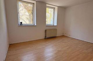 Sozialwohnungen mieten in Norderstraße 147a, 24939 Altstadt, Renovierungsbedürftige 3-Zimmer-Wohnung mit WBS