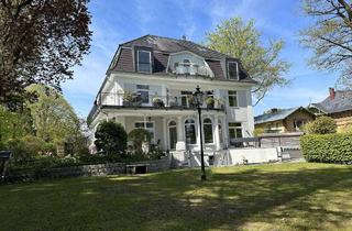 Wohnung mieten in Wilhelminenstr. 14, 24960 Glücksburg, Exklusive Dachgeschosswohnung mit Schloss- und Seeblick in repräsentativer Villa