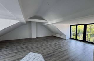 Wohnung mieten in Hubertusstr. 144, 47798 Stadtmitte, Superhelles Wohnzimmer! Wohnung für Paare oder Singles!
