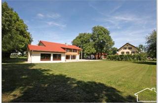 Wohnung mieten in Freisinger Str. 122, 85737 Ismaning, Riesige Gartenwohnung mit 9 Zimmern, 220 m2 Wohnfläche und 1000 m² Garten
