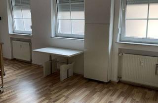 Wohnung mieten in 47877 Willich, BEHAGLICHES WOHNEN IN SANIERTEM ALTBAU FÜR EINZELPERSON