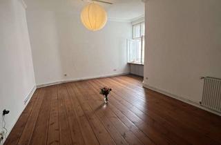 WG-Zimmer mieten in Ilsenburger Straße 35, 10589 Charlottenburg, Suche Untermieterin für schönes, großes Altbau-WG-Zimmer (30m2) im Mierendorf-Kiez (Charlottenburg)