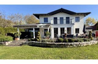 Villa kaufen in 84307 Eggenfelden, Exklusive Südhang Stadtvilla - Lichtdurchflutet und Top-Lage - Provisionsfrei
