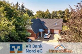 Haus kaufen in 25926 Ladelund, Kernsaniertes Landhaus auf großem Grundstück mit Grünland, sowie Angel- und Badeteichanteil