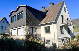 Einfamilienhaus kaufen in 59846 Sundern, Einfamilienhaus mit Entwicklungspotenzial auf Erbpachtgrundstück in Sundern-Hachen