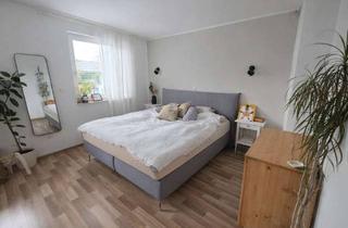 Doppelhaushälfte kaufen in 45326 Altenessen-Süd, Charmante Doppelhaushälfte mit großem Garten – modern, stilvoll und äußerst gepflegt