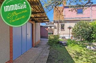 Doppelhaushälfte kaufen in 09669 Frankenberg, Liebliche Doppelhaushälfte mit Garten und Garagen in ruhiger Lage!