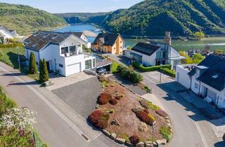 Haus kaufen in 55430 Oberwesel, Wunderschönes Wohnen mit Blick auf den Rhein und die Weinbergen als Hinterhof.