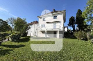 Einfamilienhaus kaufen in 94113 Tiefenbach, Charmantes Einfamilienhaus im Zentrum von Tiefenbach - zentral, großzügig und Potential für mehr!