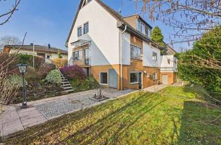 Einfamilienhaus kaufen in 65396 Walluf, Freistehendes Einfamilienhaus mit ELW und Garage in begehrter Wohnlage