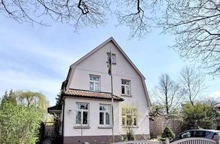 Villa kaufen in 23611 Bad Schwartau, Schöne Stadtvilla in Bad Schwartau