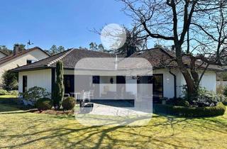 Haus kaufen in 91334 Hemhofen, Bungalow mit großem Grundstück in Hemhofen-Wohnen auf einer Ebene-Ihr neuer Lieblingsplatz im Grünen