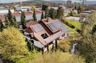 Haus kaufen in 77933 Lahr, Großzügiges Wohnhaus mit Gewerbeeinheit, 1.788 m² Traumgrundstück & Gartenidylle mit Teich