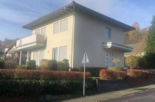 Haus mieten in Jahnstraße 37, 65527 Niedernhausen, Schönes Haus mit fünf Zimmern in Rheingau-Taunus-Kreis, Niedernhausen
