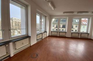 Büro zu mieten in Platz Vor Dem Neuen Tor, 10115 Mitte, Büro an der Invalidenstraße zu vermieten (4.OG / 356 m² / ab sofort)