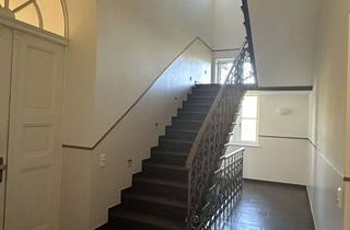 Büro zu mieten in Gut Wintermühlenhof, 53639 Königswinter, In Ruhe arbeiten und Kunden empfangen ! Büro / Atelier / Wohnen