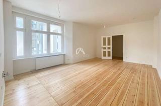 Wohnung kaufen in Samariterstraße 26, 10247 Friedrichshain, SANIERT MIT WOHNKÜCHE | BESTLAGE SAMARITERKIEZ | SEITENFLÜGEL 4.OG | OHNE AUFZUG | PROVISIONSFREI |