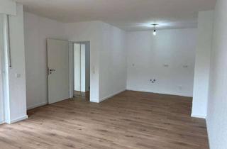 Wohnung kaufen in 33378 Rheda-Wiedenbrück, NEU RENOVIERT u. SOFORT BEZUGSFREI! Eigentumswohnung im EG / 3 Z/ ca. 64 m² in Wiedenbrück (WE 03)