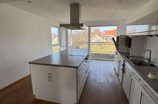 Wohnung mieten in 78595 Hausen, Modernisierte 4-Zimmer-Wohnung mit Balkon und EBK in Hausen ob Verena