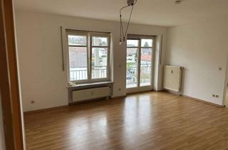 Wohnung mieten in 84347 Pfarrkirchen, Helle 3,5-Zimmer-Dachgeschosswohnung in Pfarrkirchen zu vermieten