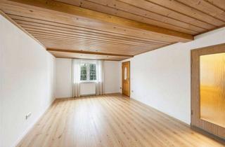 Wohnung mieten in 36151 Burghaun, Helle, frisch renovierte 5,5-Zimmer-Wohnung mit Galerie & 2 Bädern – sofort bezugsfrei in Burghaun