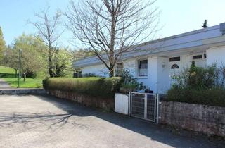 Haus kaufen in 82152 Krailling, Exklusiver Bungalow in Traumlage