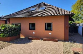 Haus kaufen in 41844 Wegberg, Wohnen & Arbeiten unter einem Dach - EFH mit genehmigter Gewerbefläche und separatem Zugang