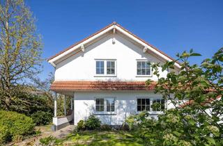 Einfamilienhaus kaufen in 28832 Achim, Einfamilienhaus mit Pool, Kamin und Doppelgarage in Achim-Uphusen ruhig gelegen mit viel Platz