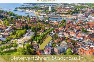 Haus kaufen in 23730 Neustadt, Bieterverfahren: Stadthaus-Rohdiamant -Entkernung abgeschlossen: Jetzt beginnt Ihre Gestaltung