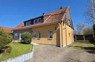 Haus kaufen in 31311 Uetze, Uetze - Dollbergen - Handwerkertraum - Grosses Wohnhaus zum Sanieren