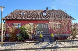 Einfamilienhaus kaufen in 91459 Markt Erlbach, Markt Erlbach - Großes Einfamilienhaus mit schöner Einliegerwohnung, Wohnküche, großem Grundstück, Schwedenofen, Doppelgarage in ruhiger Lage von Markt Erlbach