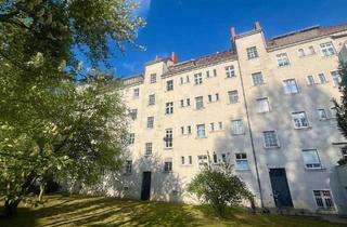 Mehrfamilienhaus kaufen in 12103 Berlin, Berlin - Bezugsfrei: 4-Zimmer Maisonette-Wohnung mit Balkon in Berlin-Tempelhof zu verkaufen