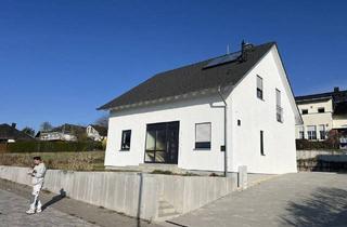 Einfamilienhaus kaufen in Niederkleener Strasse 27, 35428 Langgöns, Langgöns Oberkleen - Neuwertiges EFH in bester Wohnlage