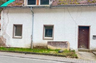 Doppelhaushälfte kaufen in 67471 Elmstein, Elmstein - Doppelhaus -Hälfte -Sanierungsobjekt in Helmbach