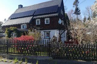 Einfamilienhaus kaufen in 02708 Löbau, Löbau - Autarkes Wohnidyll mit Kamin, PV-Speicher & eigenem Brunnen