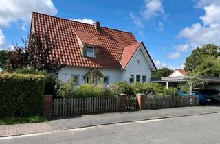 Haus kaufen in 30916 Isernhagen, Isernhagen - Charmantes Zweifamilienhaus in ruhiger Lage von Isernhagen
