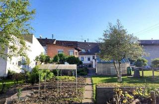 Haus kaufen in 76684 Östringen, Östringen-Odenheim - Haushälfte mit 2 separaten Wohnungen, großer Garten **OHNE PROVISION**
